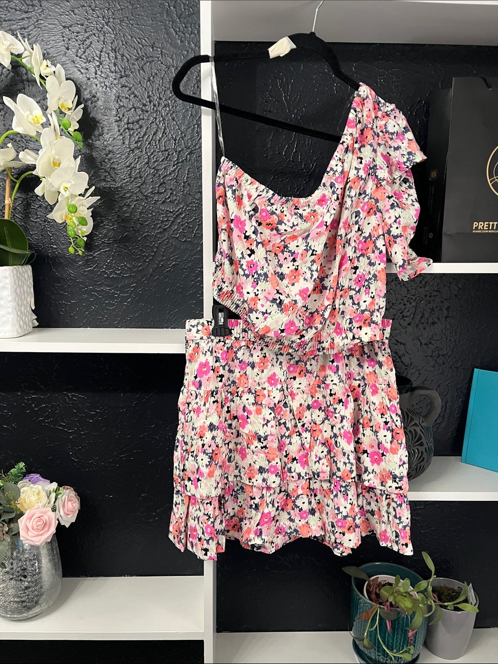 Universal Thread Pink Floral One-Shoulder Skirt Set